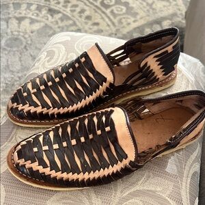Men's Black and Tan Woven Loafers